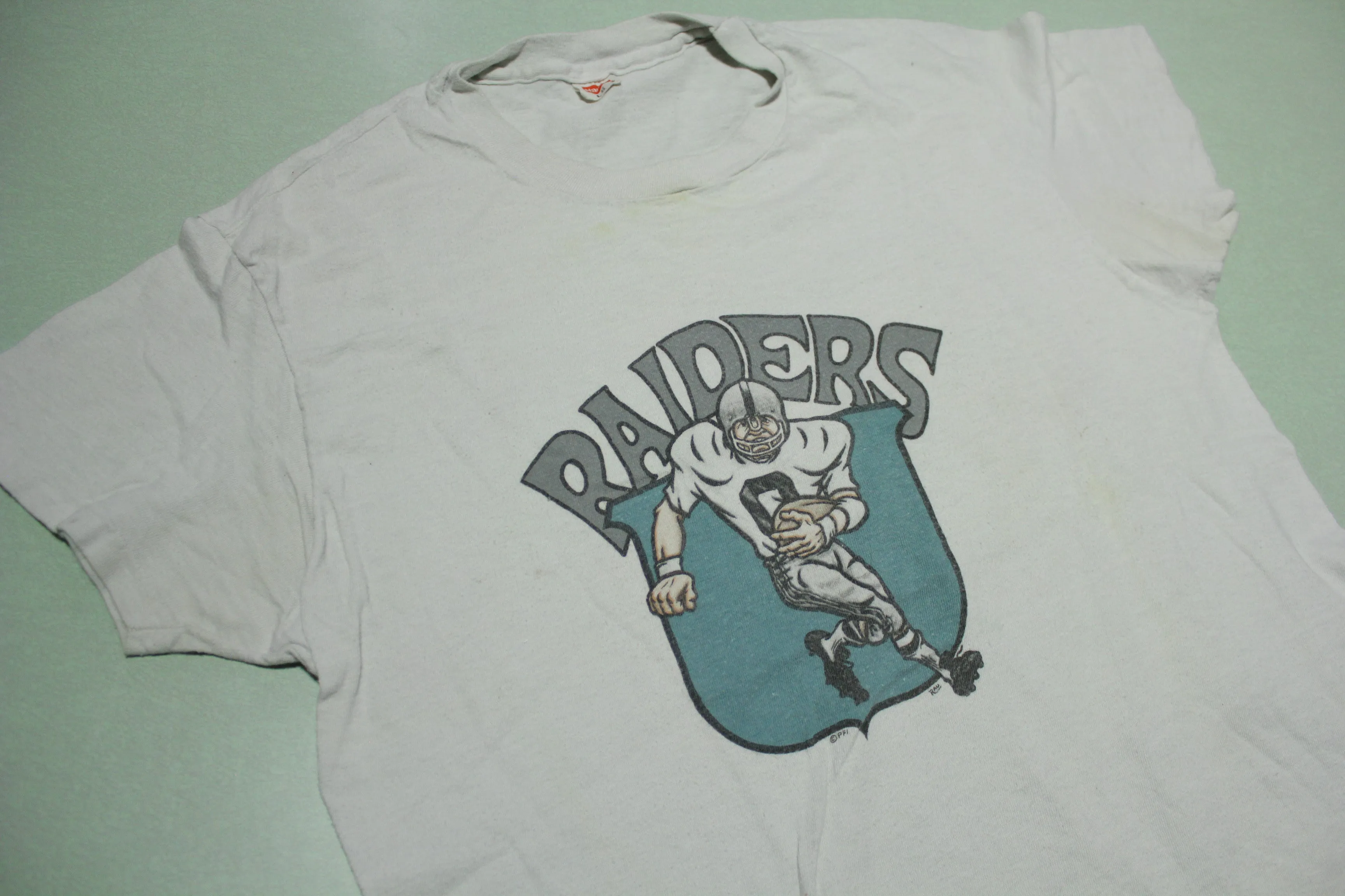 LA Raiders Vintage 80's Thin Single Stitch Los Angeles Football Hanes T-Shirt