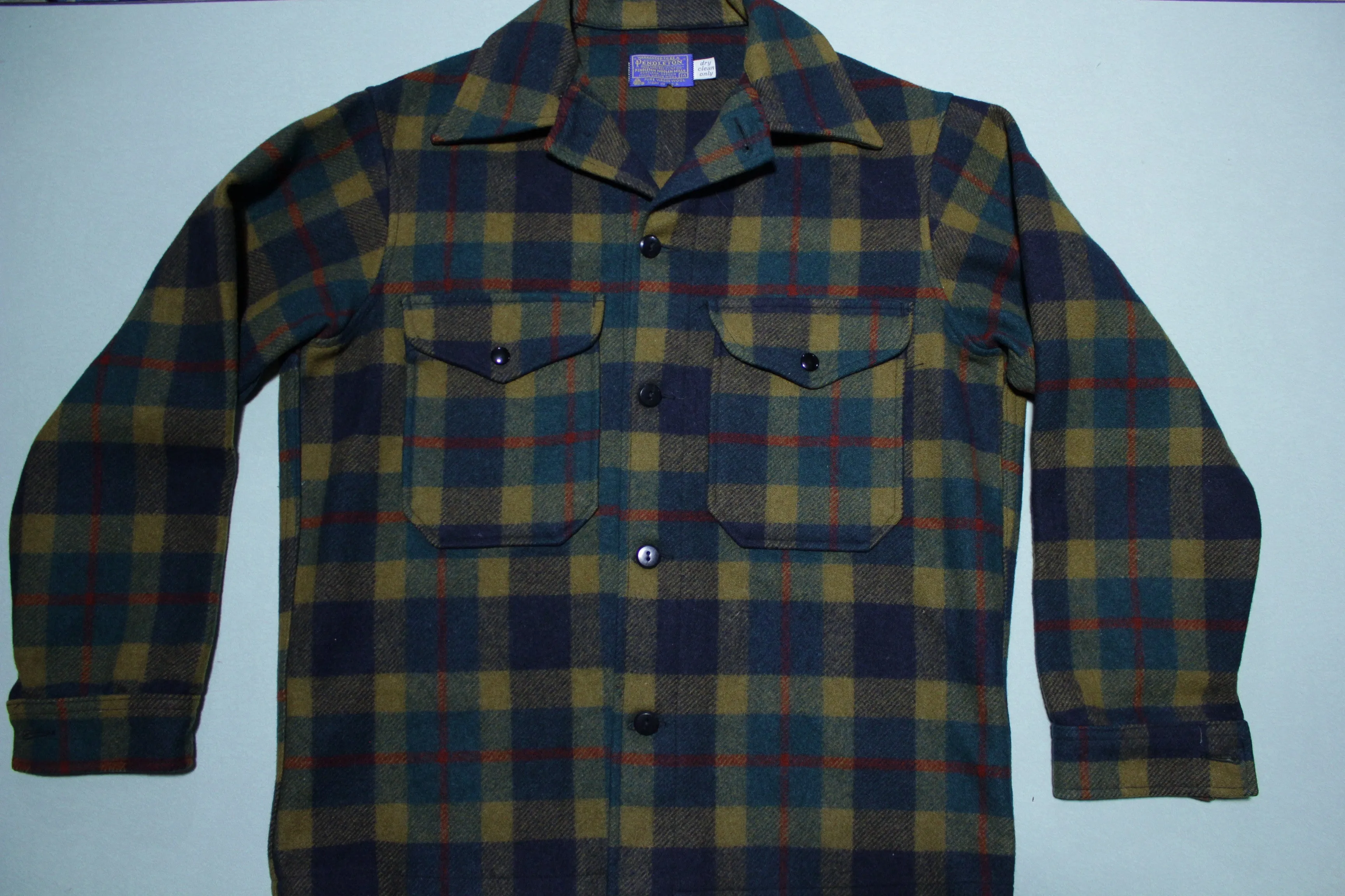 Pendleton Vintage Virgin Wool Thick Heavy Flannel Plaid Shirt Jacket / Coat