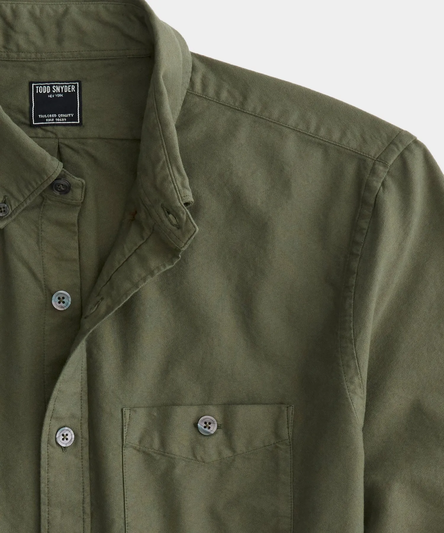 Slim Fit Garment-Dyed Favorite Oxford in Tent Green